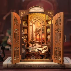 Bookshop Memories - Book Nook Kit - CuteBee