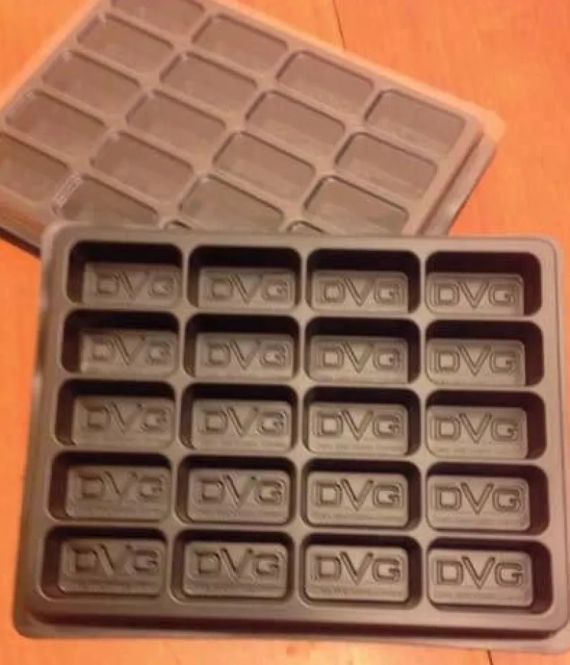 Deep Dish Counter Trays