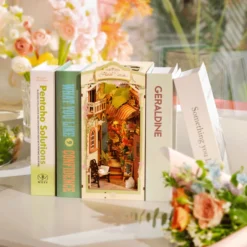 Floral Corner - Book Nook Kit - Rolife