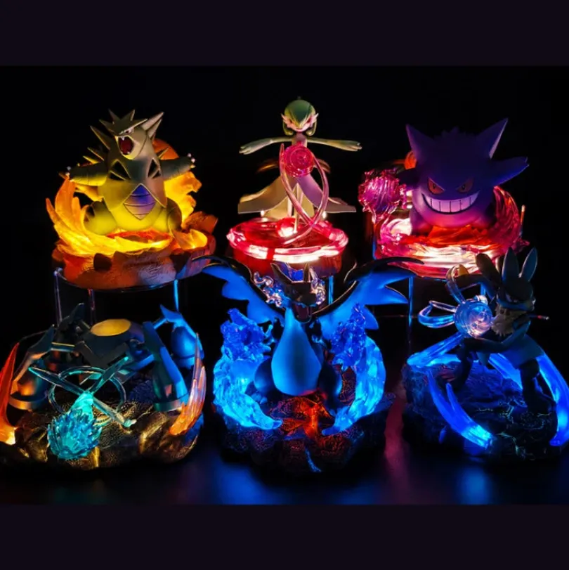 Holly Box Pokemon Mega Charizard X Light Up Figure