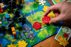HUTAN: Life in the Rainforest (Nordisk Utgåva)