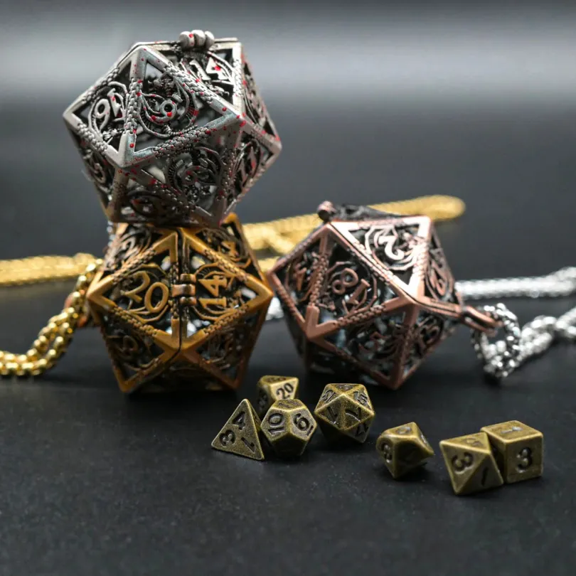 Mini Metal Dice Set Halsband Coppar D20 Metall