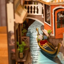 Romantic Venice - Book Nook Kit - Rolife