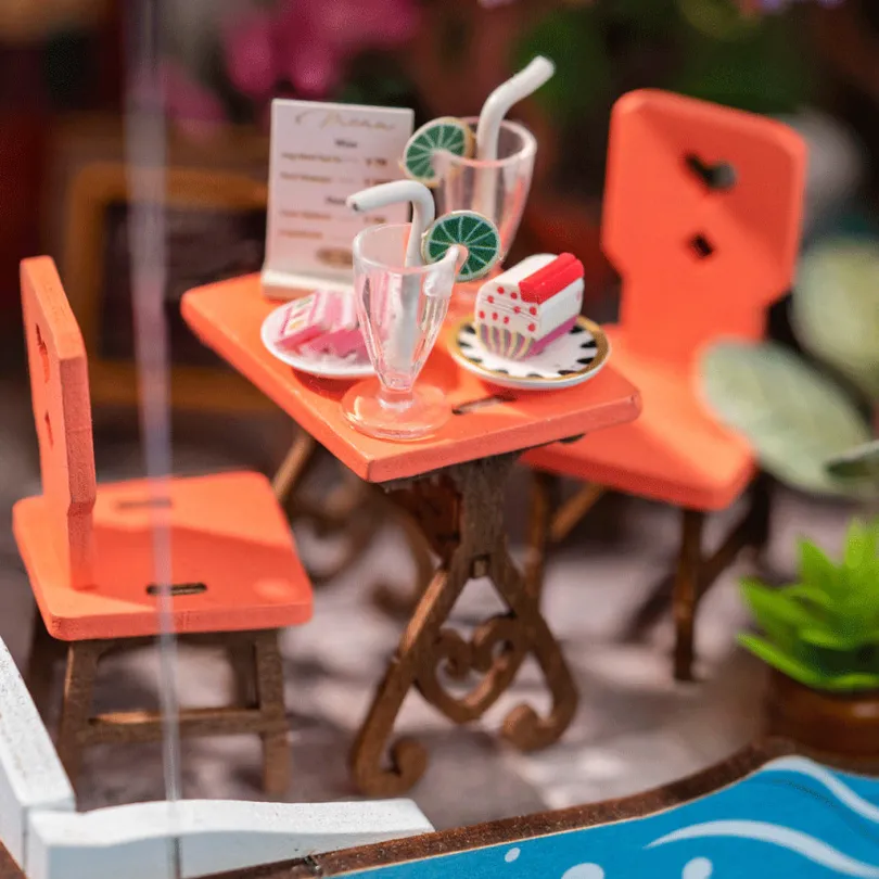 Sea Holiday Restaurant - DIY Miniature House, Bookshelf Decoration Kit - Rolife