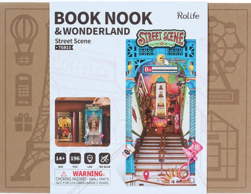 Street Scene - Book Nook Kit - Rolife