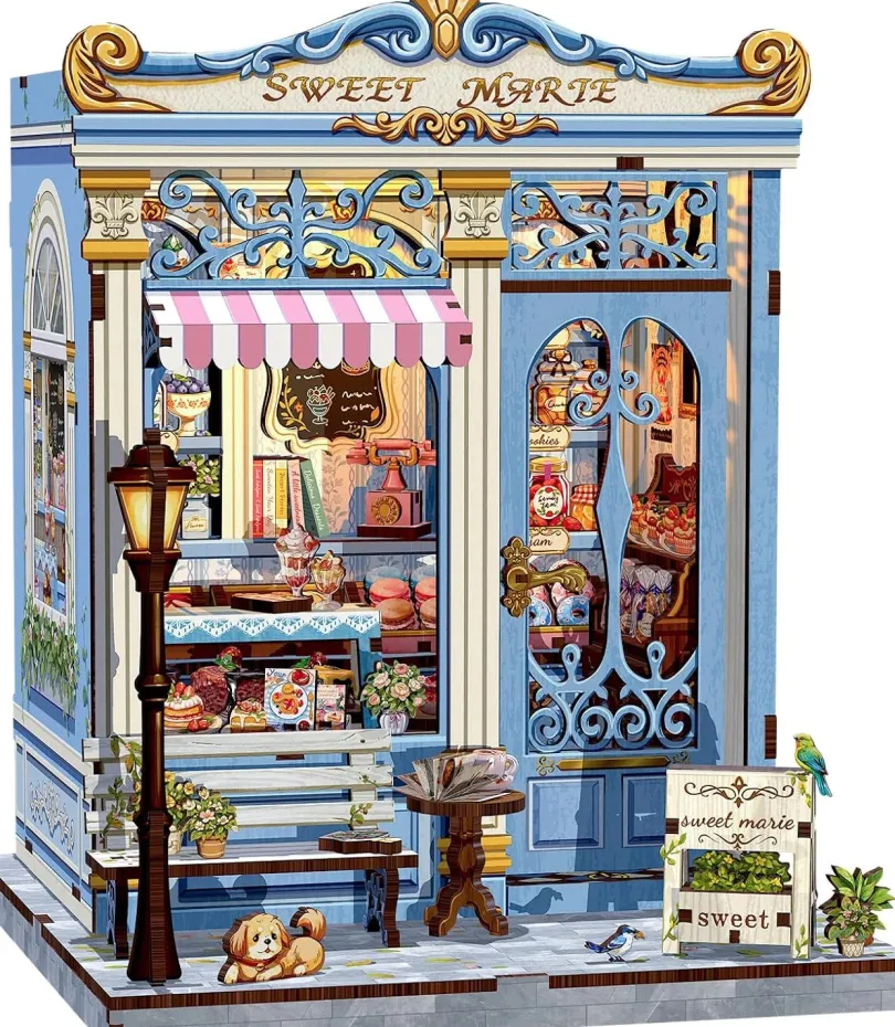Sweet Marie - Book Nook Kit - CuteBee