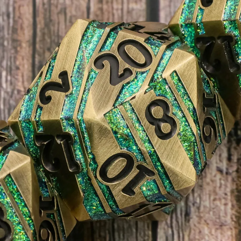 Titan D20 Strata Green (35mm)