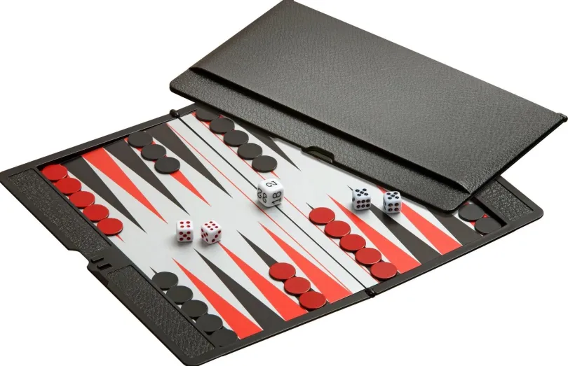 Travel backgammon, magnetic (6530)